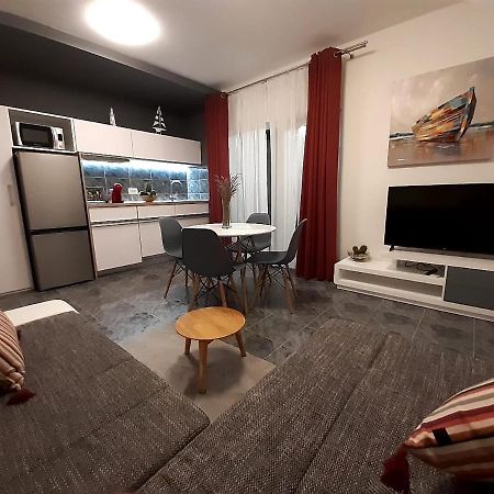 Solis Adriaticum Apartments ยาเซนิเซ ภายนอก รูปภาพ