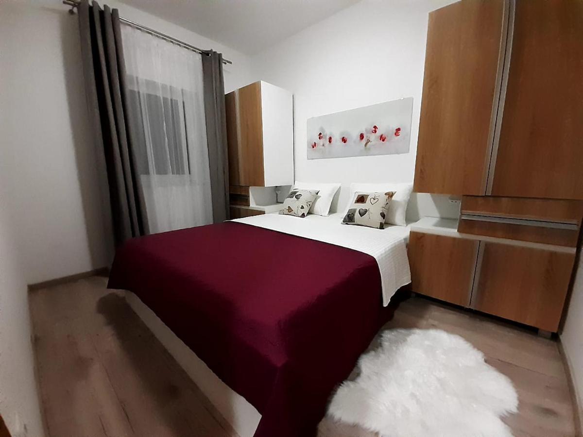 Solis Adriaticum Apartments ยาเซนิเซ ภายนอก รูปภาพ