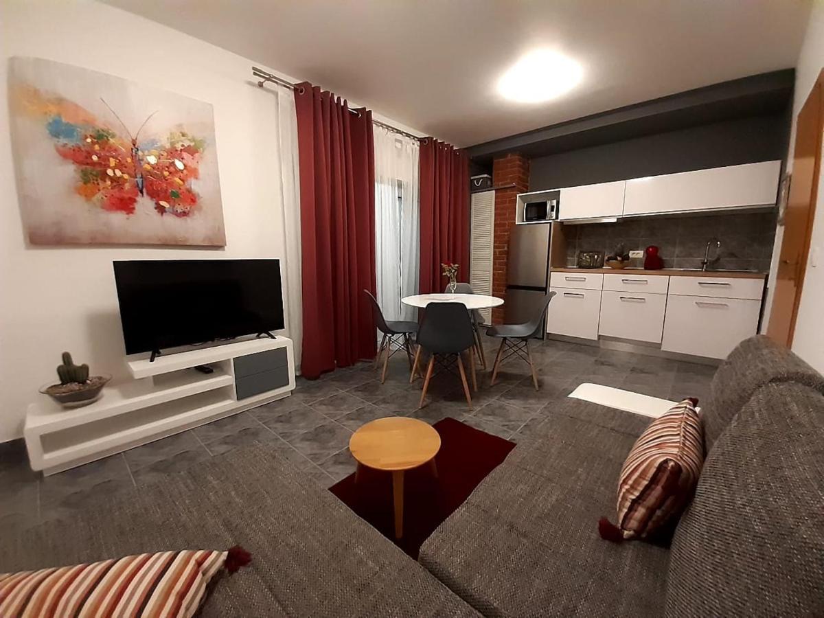 Solis Adriaticum Apartments ยาเซนิเซ ภายนอก รูปภาพ