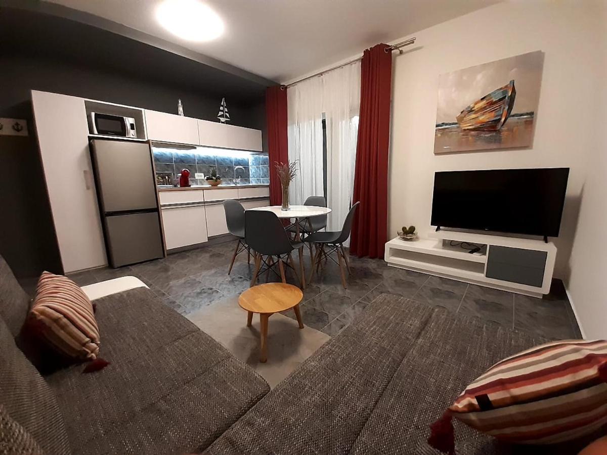 Solis Adriaticum Apartments ยาเซนิเซ ภายนอก รูปภาพ
