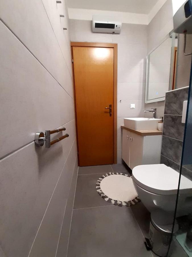Solis Adriaticum Apartments ยาเซนิเซ ภายนอก รูปภาพ
